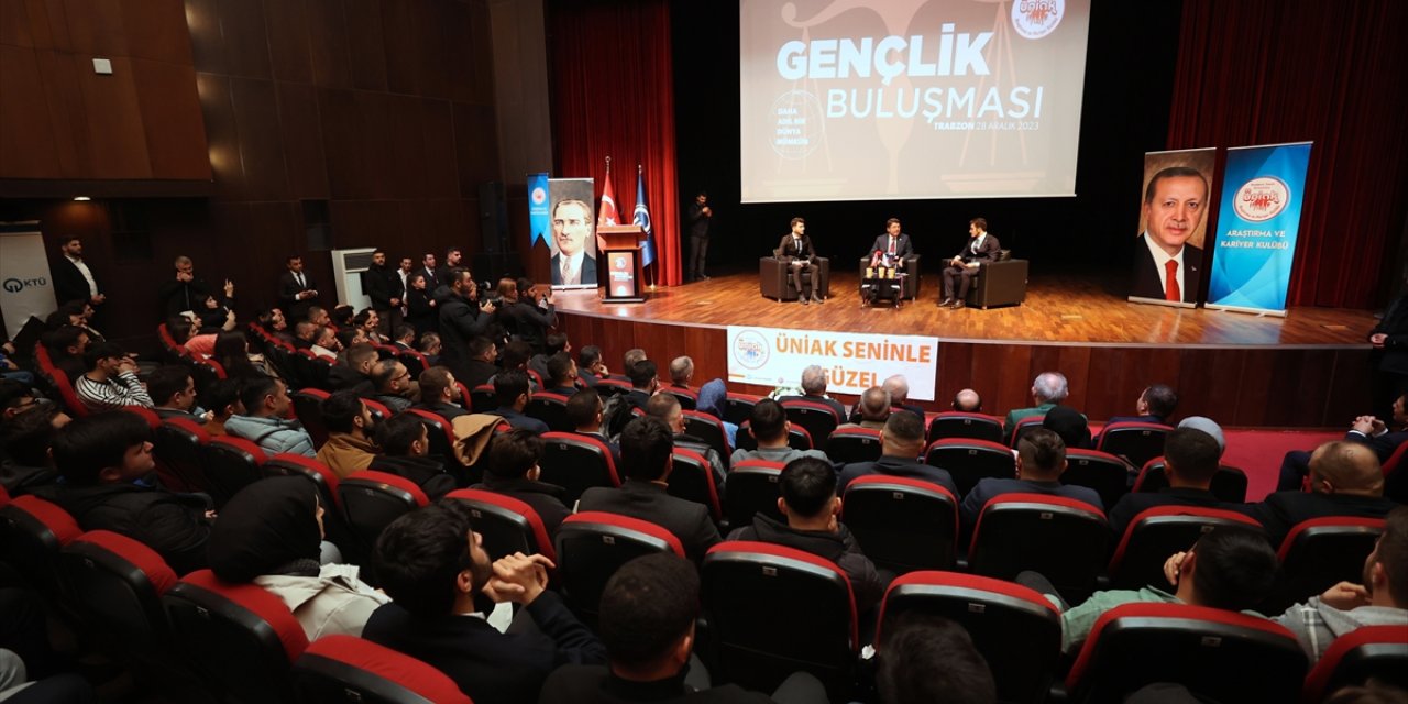 Adalet Bakanı Yılmaz Tunç, Trabzon'da "Gençlik Buluşması"nda konuştu: