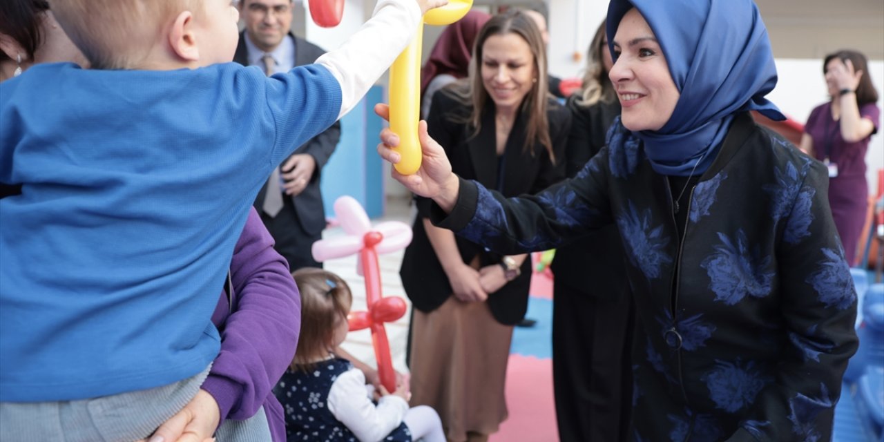 Aile ve Sosyal Hizmetler Bakanı Göktaş'tan yaralı askerlere ziyaret: