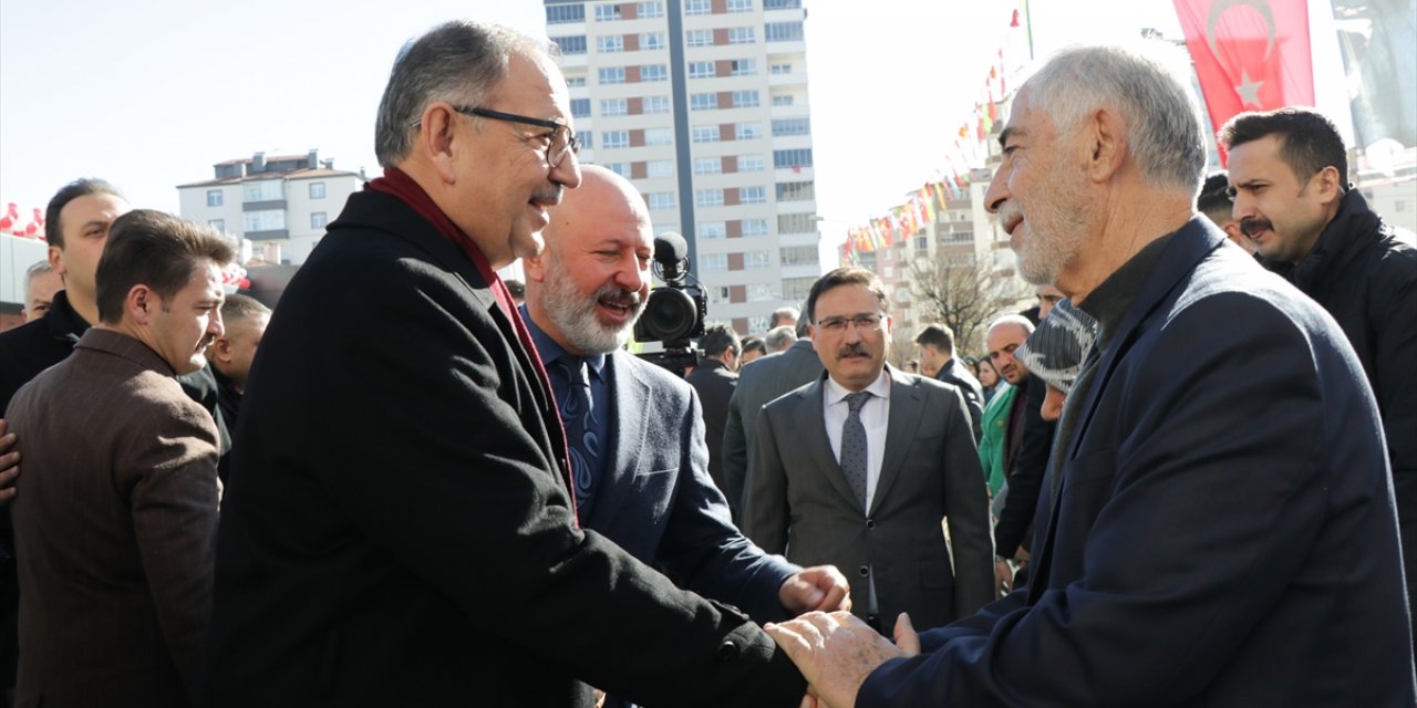 Çevre, Şehircilik ve İklim Değişikliği Bakanı Özhaseki, Kayseri'de konuştu: