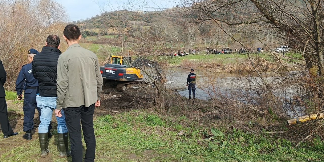 Balıkesir'de kaybolan genç ekiplerce aranıyor