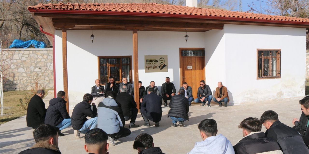 Muhsin Yazıcıoğlu için doğum gününde mevlit okutuldu