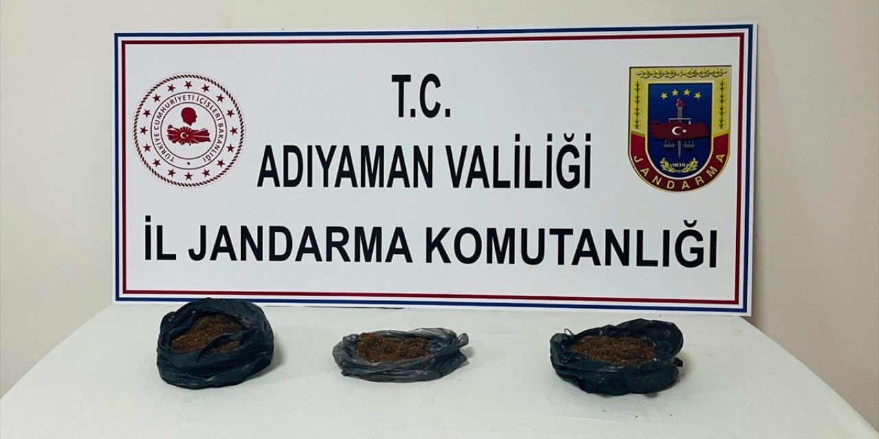 Adıyaman'da uyuşturucu bulunan araçtaki 3 kişi gözaltına alındı