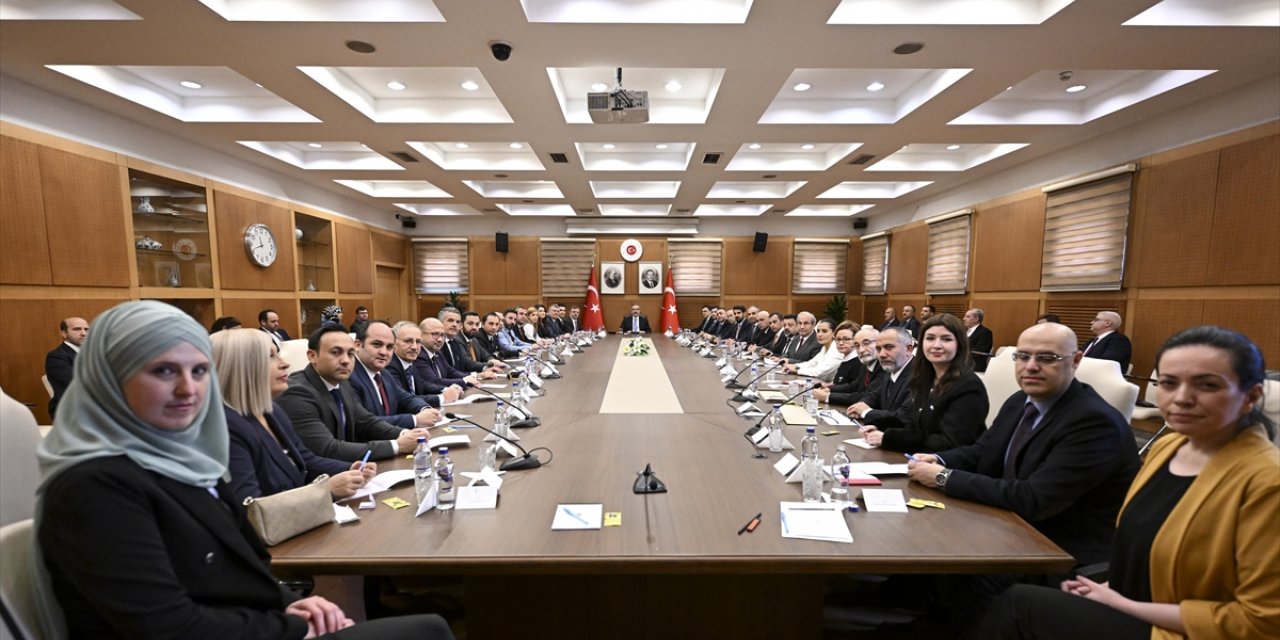 Dışişleri Bakanı Fidan, Ankara'da basın mensuplarıyla bir araya geldi: (1)