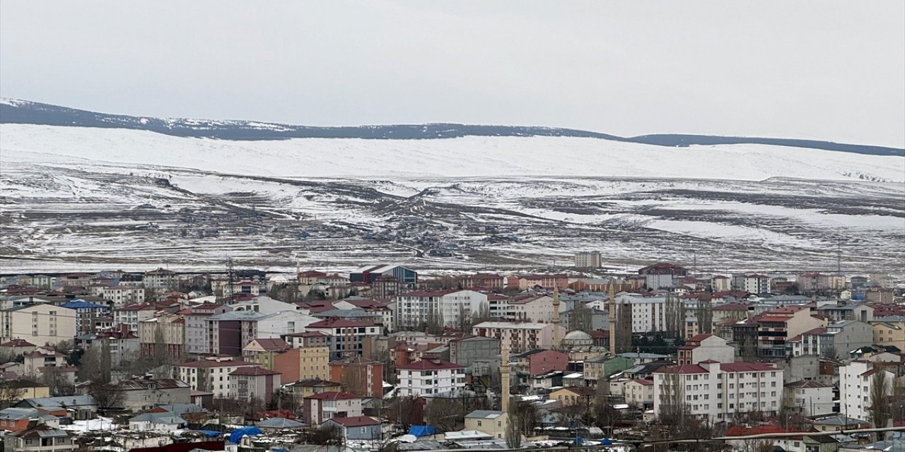 Erzurum, Kars ve Ardahan'da kar yağışı