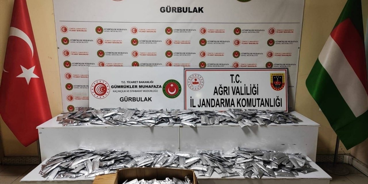 Gürbulak Gümrük Kapısı'nda kaçak 1260 şişe botoks ilacı ele geçirildi