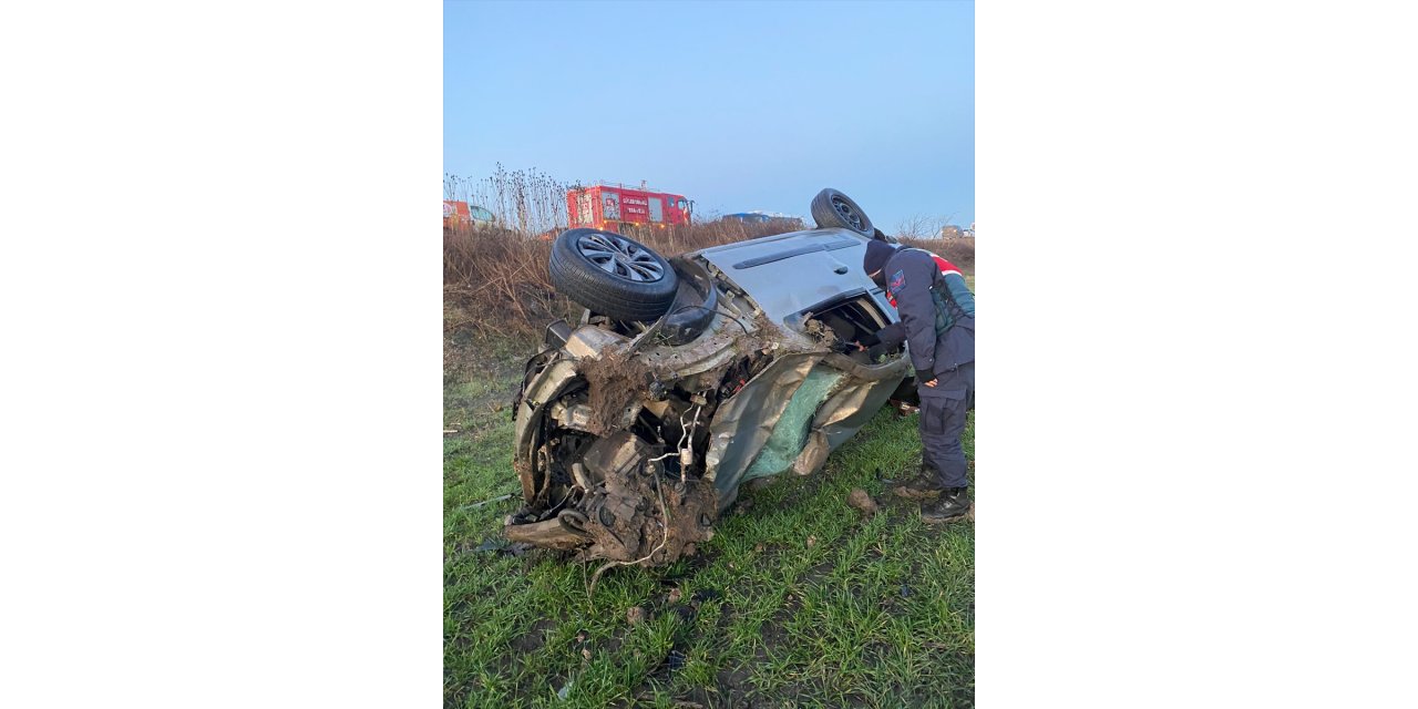 Kırklareli'nde devrilen otomobilin sürücüsü hayatını kaybetti