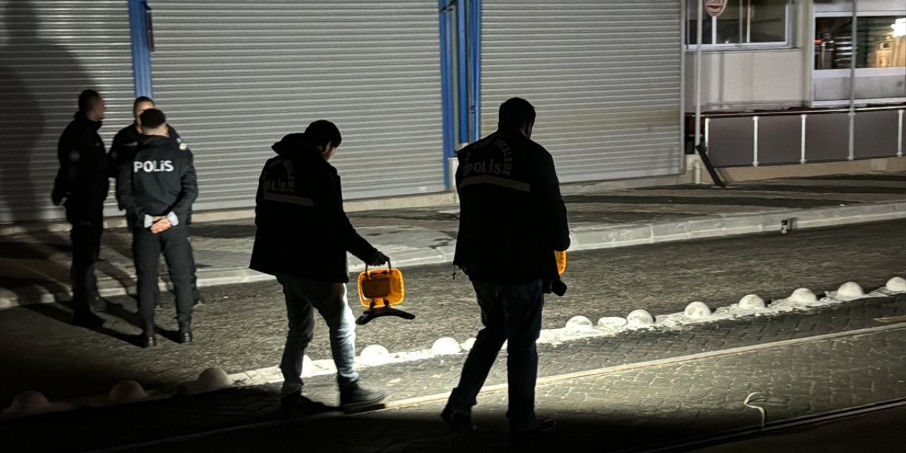 Kocaeli'de çıkan silahlı kavgada 1 kişi ağır yaralandı