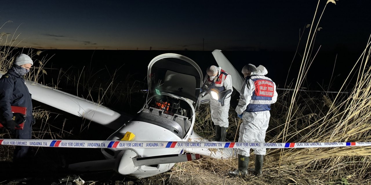 GÜNCELLEME - Bursa'da tarım arazisine zorunlu iniş yapan eğitim uçağının pilotu yaralandı