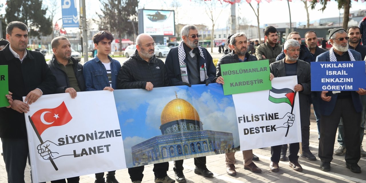 Sakarya'da İsrail'in Gazze'ye yönelik saldırıları protesto edildi