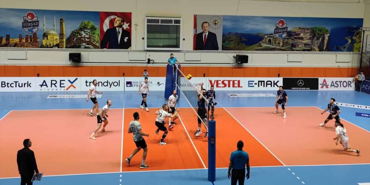 Voleybol: AXA Sigorta Efeler Ligi