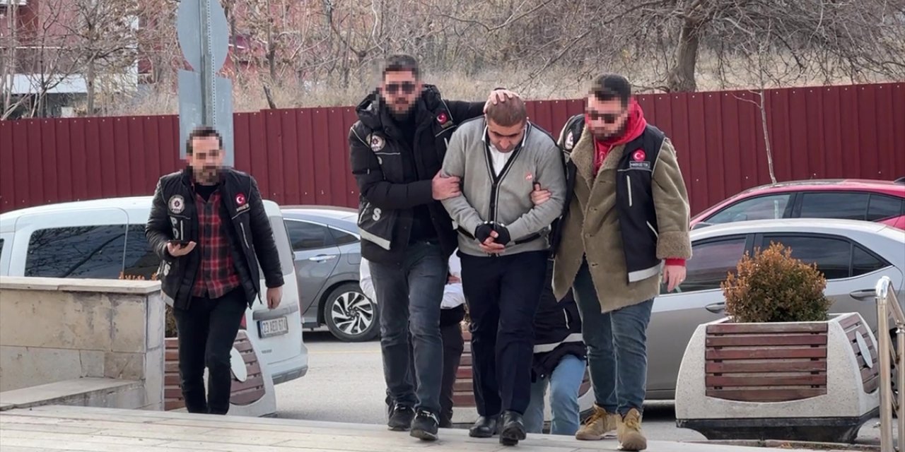 GÜNCELLEME - Elazığ'da pirinç paketleri içine gizlenmiş uyuşturucu bulundu, 2 şüpheli tutuklandı