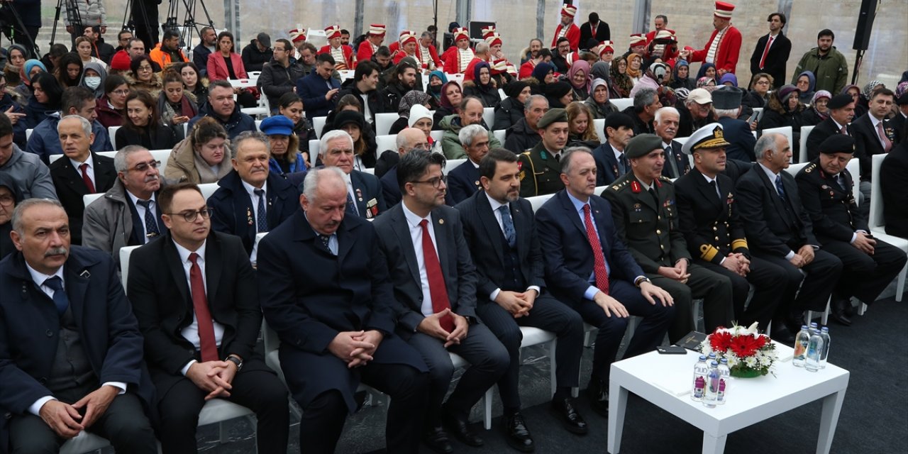 İtilaf Devletleri'ne bağlı güçlerin Gelibolu Yarımadası'ndan tahliyesinin 108. yıl dönümünde tören yapıldı