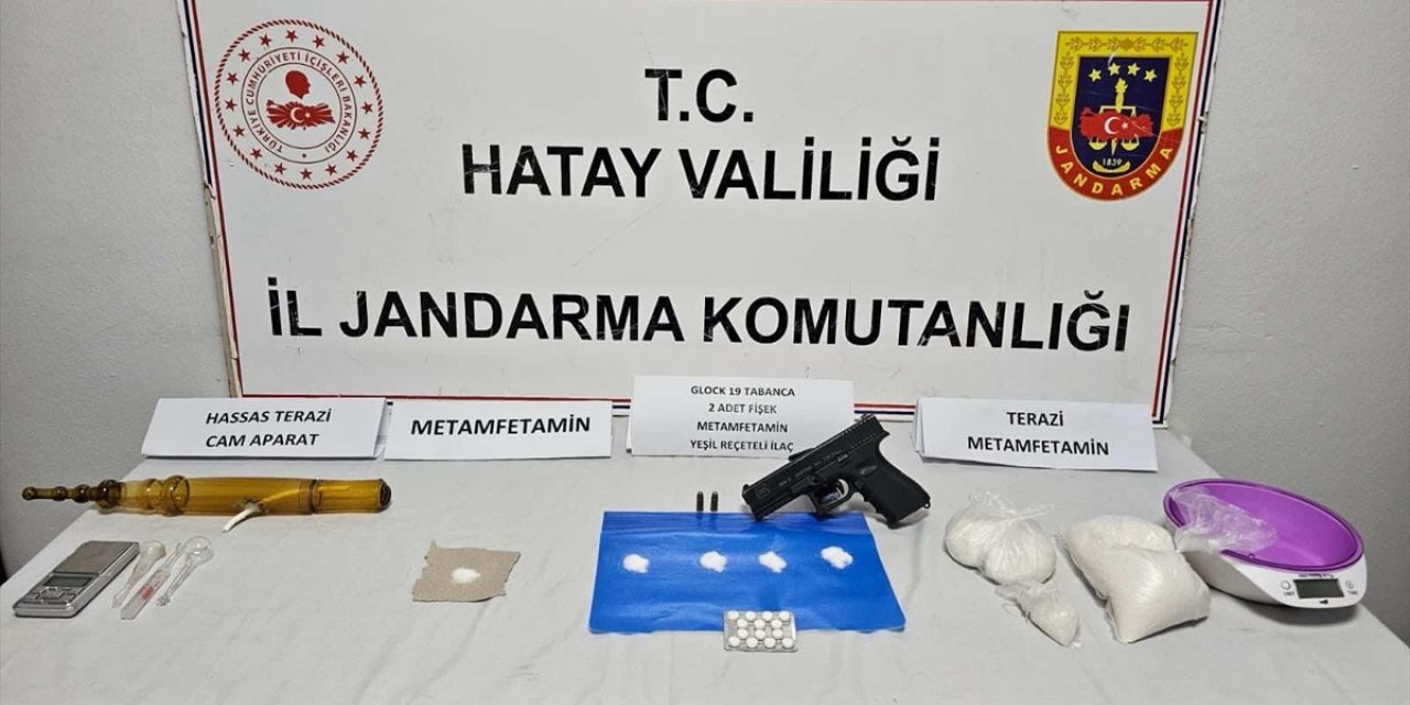 Hatay'da uyuşturucu operasyonunda yakalanan 6 zanlıdan 3'ü tutuklandı