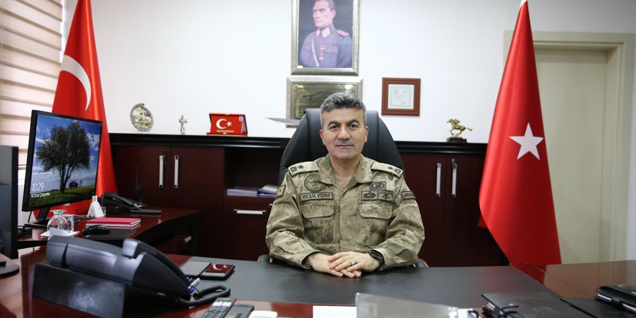 Bingöl İl Jandarma Komutanı Tuğgeneral Yeşilyurt, AA'nın "Yılın Kareleri" oylamasına katıldı