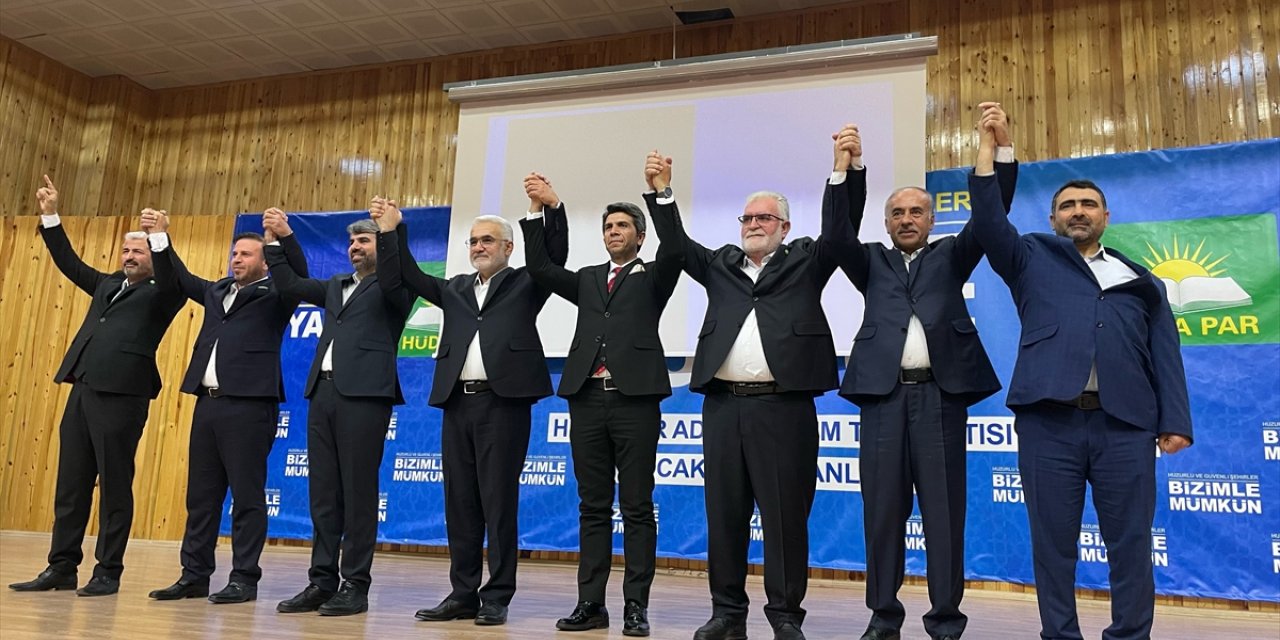 HÜDA PAR Genel Başkanı Yapıcıoğlu, 3 büyükşehirde Cumhur İttifakı adaylarını destekleyeceklerini açıkladı