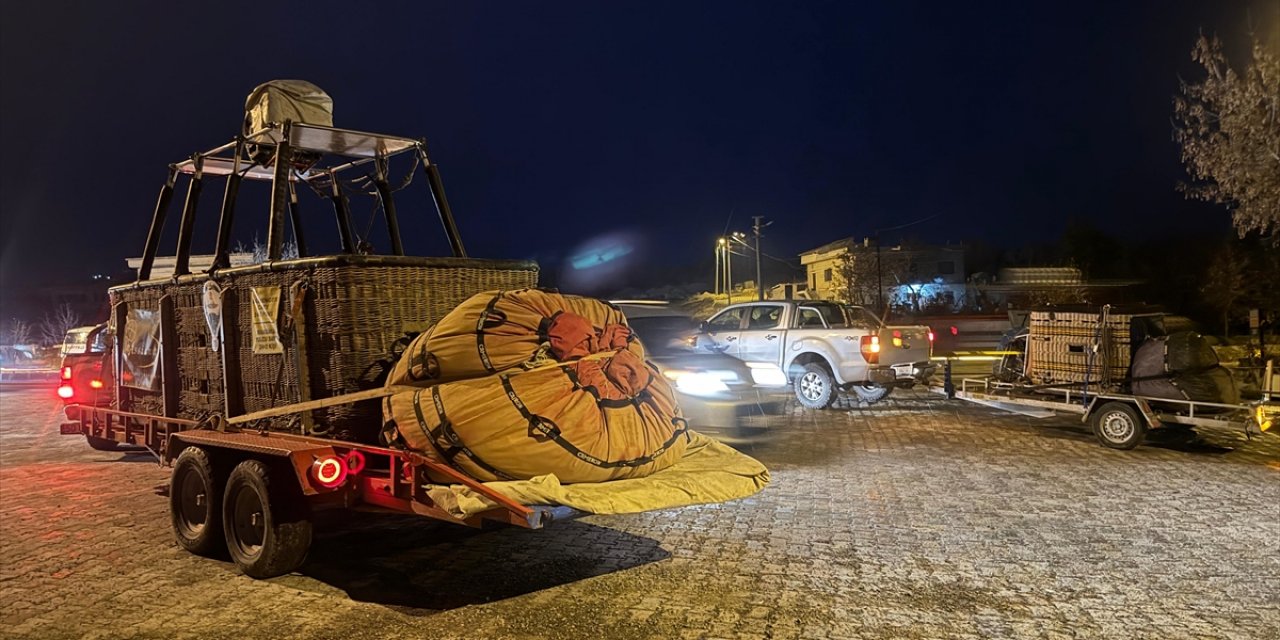 Kapadokya'da sıcak hava balon turu rüzgardan dolayı iptal edildi