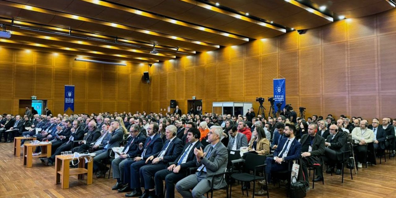 Bursa'da "Odağımız insan, hedef sıfır iş kazası" temalı uluslararası konferans başladı