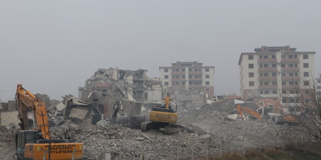 Kahramanmaraş'ta ağır hasarlı binaların yıkım oranı yüzde 85'e ulaştı