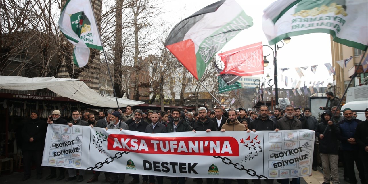 Diyarbakır'da İsrail'in Gazze'ye yönelik saldırıları protesto edildi