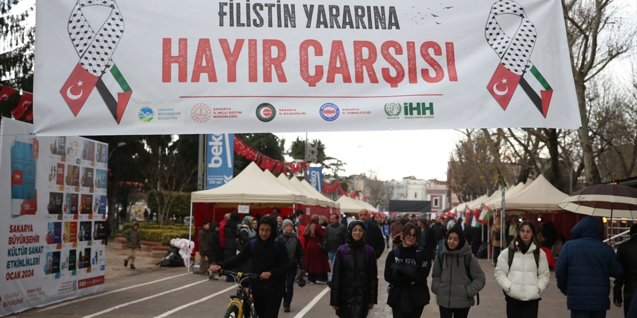 Sakarya'da Filistinliler yararına kermes açıldı