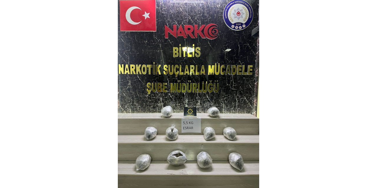 Bitlis'te takside 5 kilo 518 gram esrar ele geçirildi