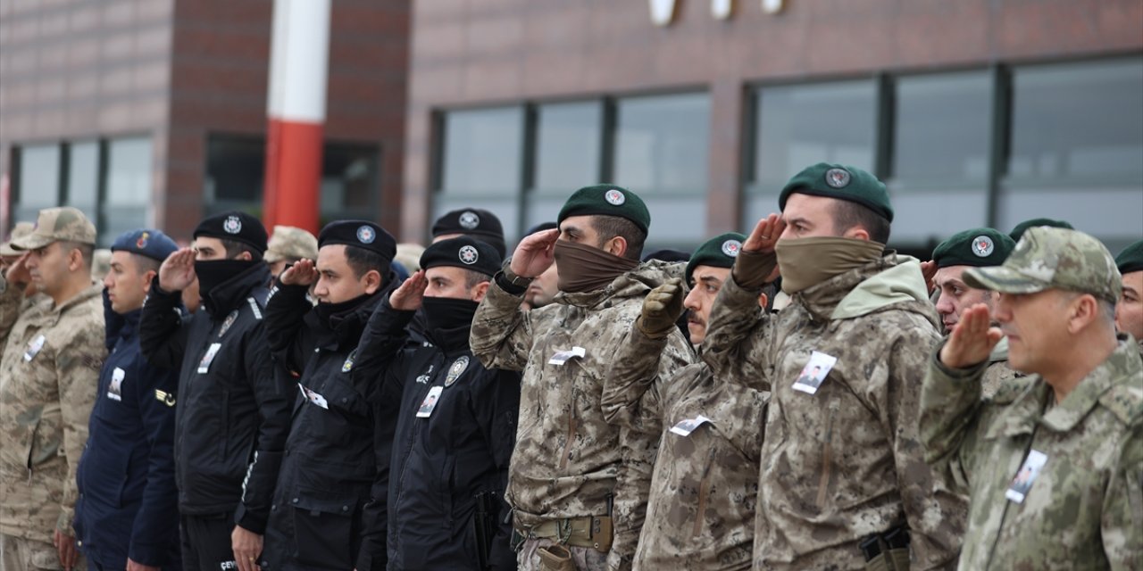 GÜNCELLEME - Şehit Uzman Çavuş Gün, Gaziantep'te son yolculuğuna uğurlandı