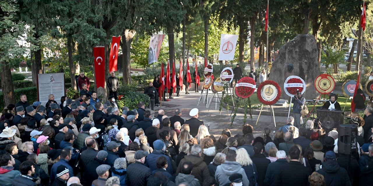 Zübeyde Hanım vefatının 101. yılında mezarı başında anıldı