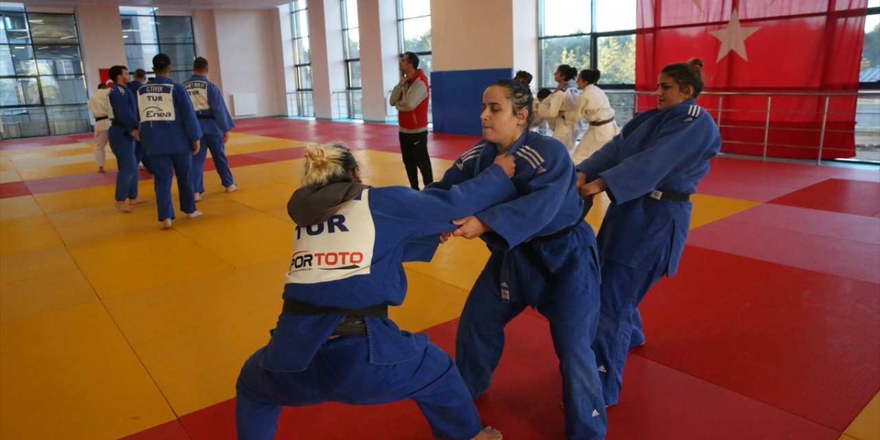 Eşinin tavsiyesiyle judoya başlayan olimpiyat üçüncüsünün hedefi altın madalya