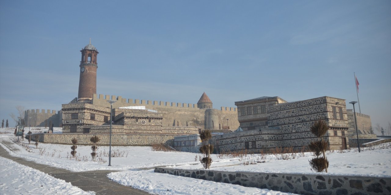 Erzurum, Ağrı, Ardahan ve Tunceli buz kesti