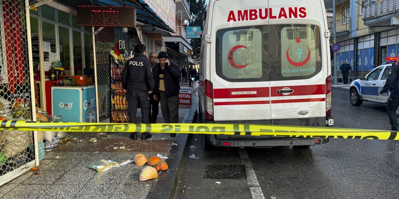 Uşak'ta dükkan sahibi ile kiracı arasındaki kavgada 6 kişi yaralandı