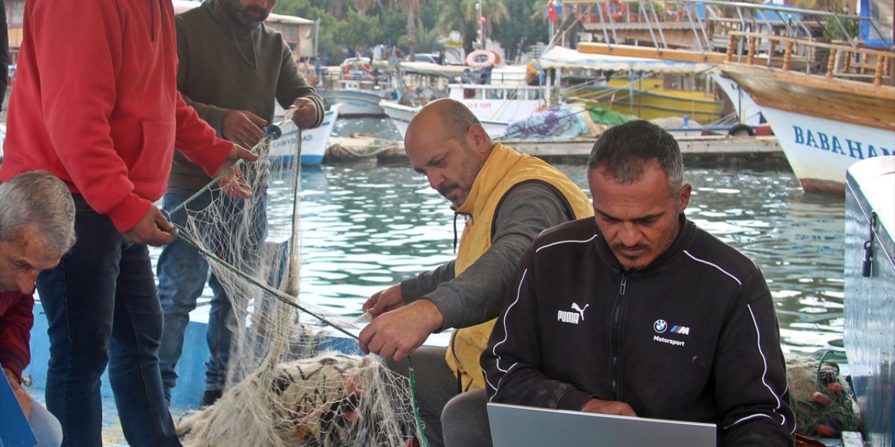 Mersinli balıkçılar, AA'nın "Yılın Kareleri" oylamasına katıldı