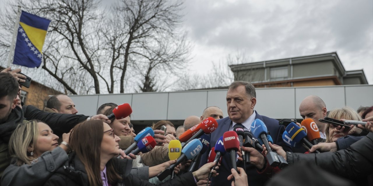 Bosnalı Sırp lider Dodik, Bosna Hersek'e karşı dava açacağını duyurdu