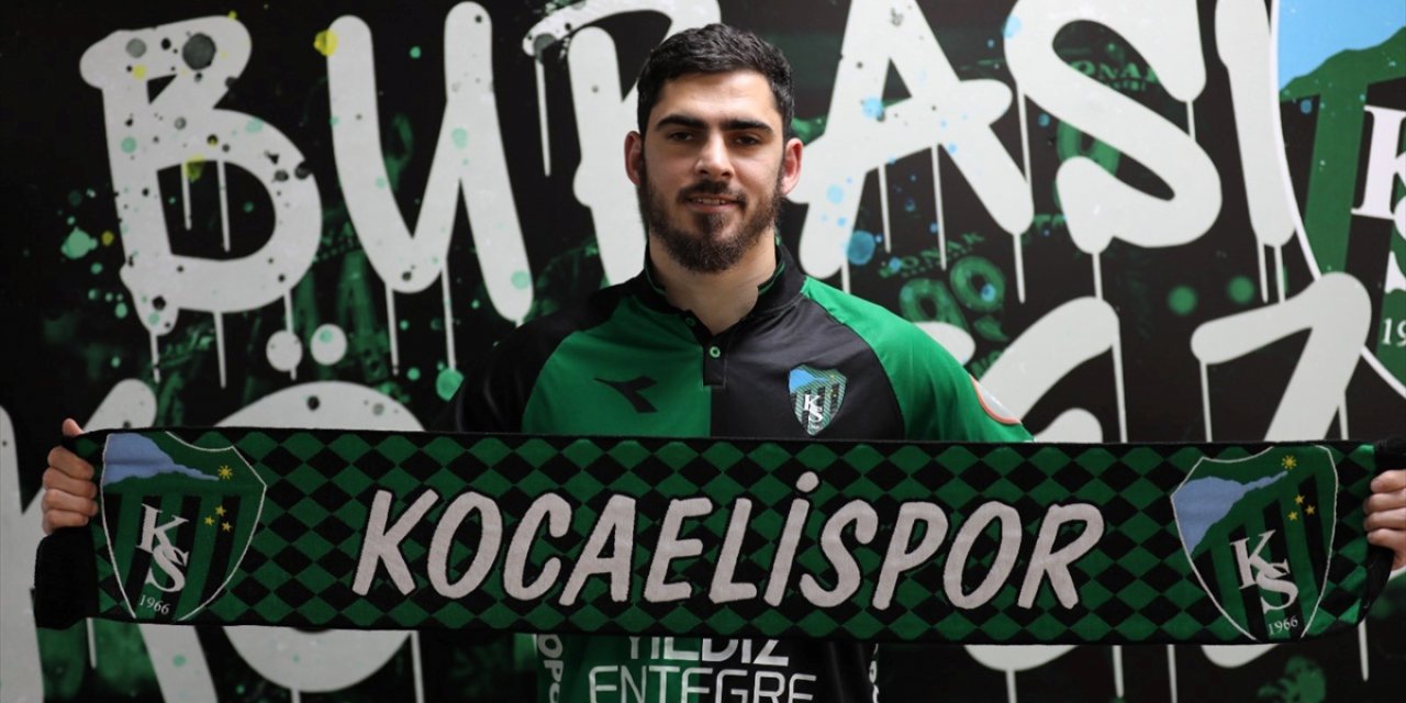 Kocaelispor, forvet Ramil Sheidaev'i kadrosuna kattı