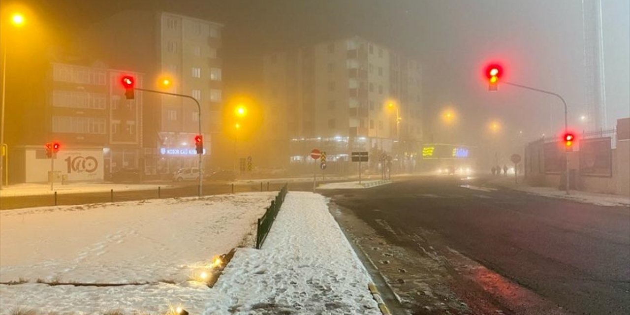 Ardahan'da yoğun sis oluştu