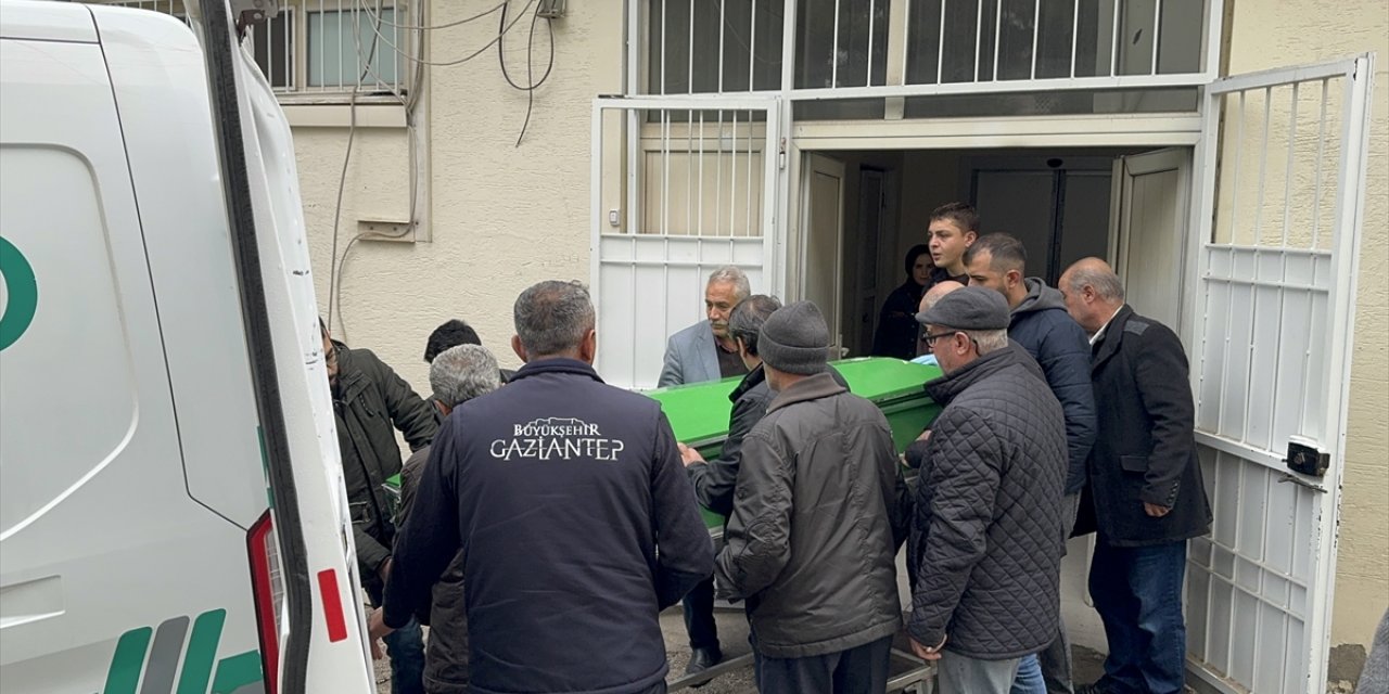 Gaziantep'te bir kişi karısını tabancayla öldürdü