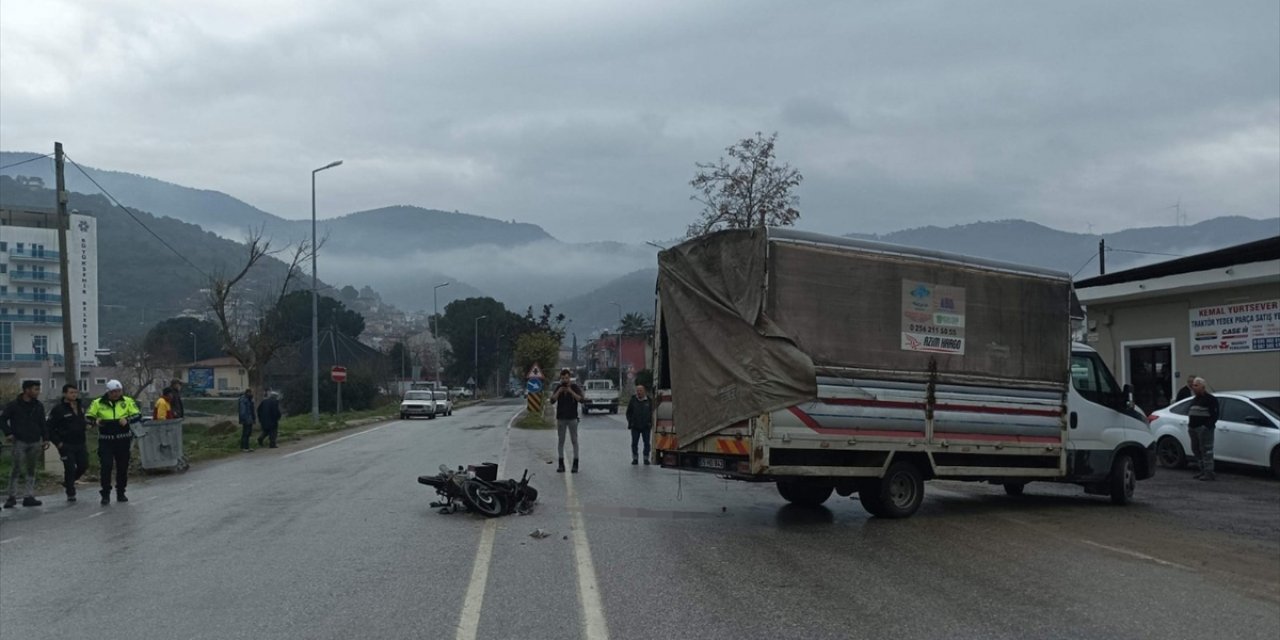 Aydın'da kamyonetle çarpışan motosikletin sürücüsü öldü