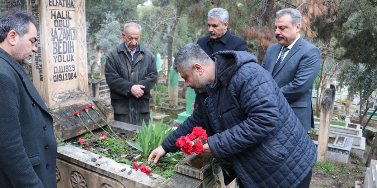 Sıra gecelerinin unutulmaz sesi Kazancı Bedih, mezarı başında anıldı