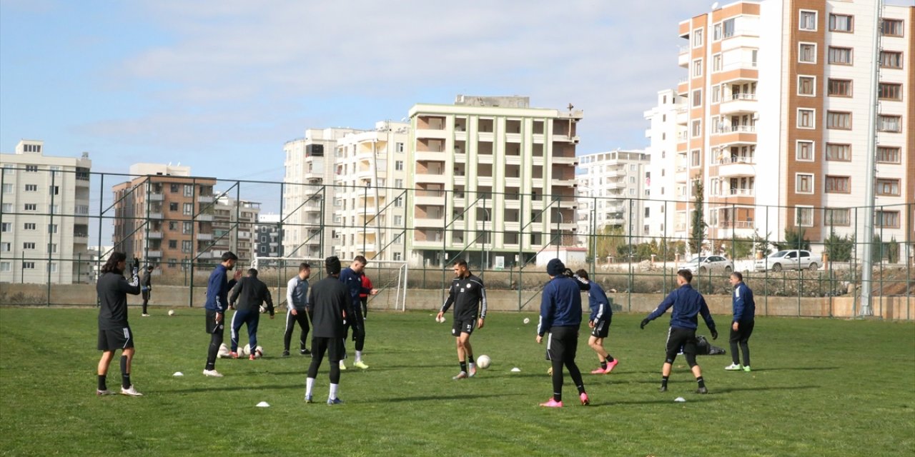 Namağlup Karaköprü Belediyespor şampiyonluğu hedefliyor