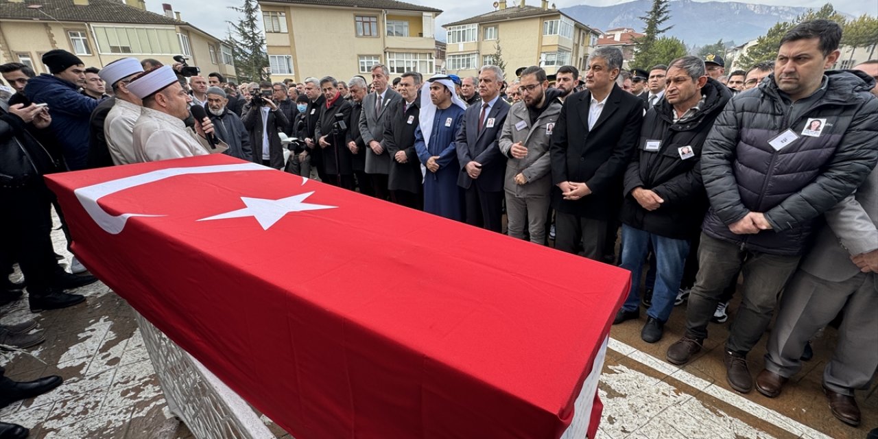 Yurt dışı görevinde rahatsızlanarak hayatını kaybeden polis memurunun cenazesi Karabük'te defnedildi