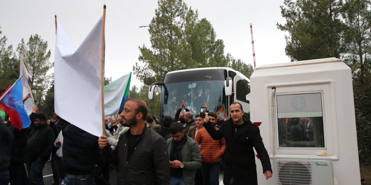 AK Parti Şanlıurfa Büyükşehir Belediye Başkan adayı Beyazgül, kentte coşkuyla karşılandı