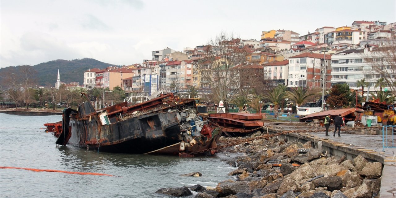 Zonguldak'ta batan geminin kayıp personeli 64 gündür aranıyor