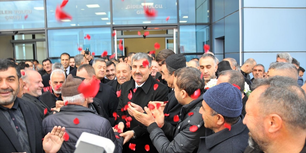 AK Parti Muş Belediye Başkan adayı Asya için kentte karşılama töreni düzenlendi