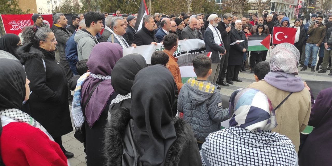 Diyarbakır ve Siirt'te İsrail'in Gazze'ye yönelik saldırıları protesto edildi