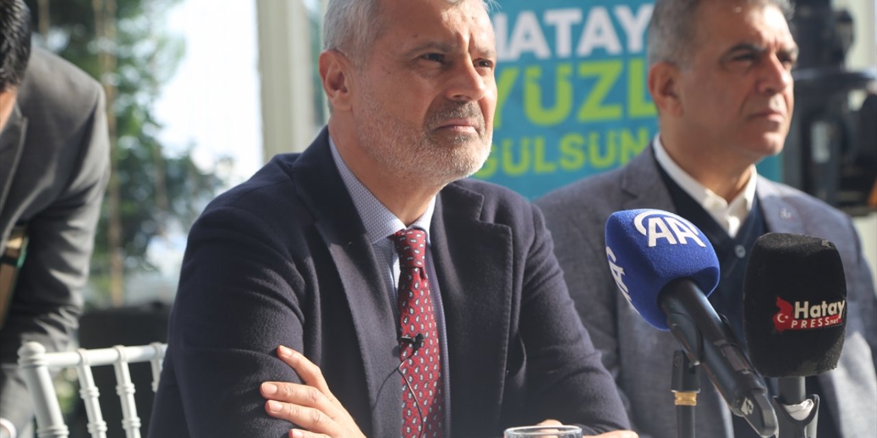 AK Parti Hatay Büyükşehir Belediye Başkan Adayı Öntürk, basınla buluştu: