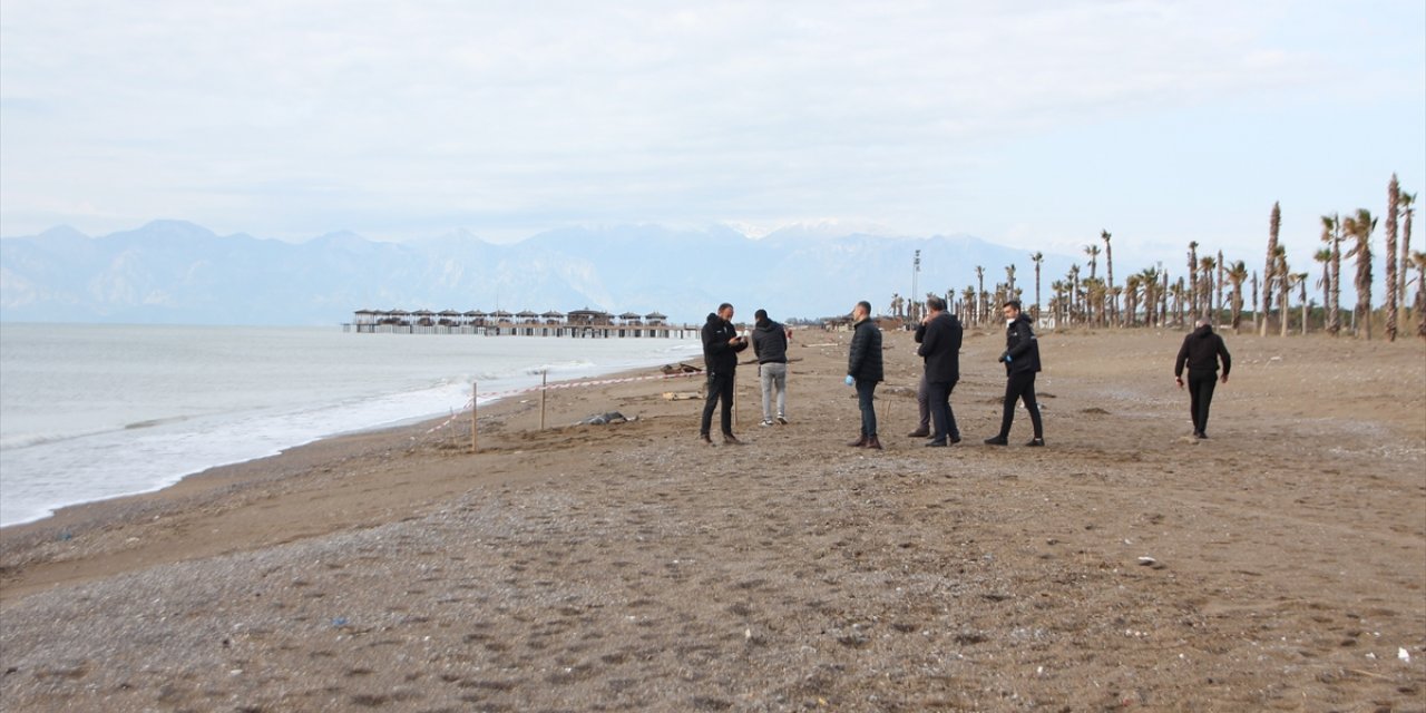 Antalya'da sahile vurmuş 2 ceset daha bulundu