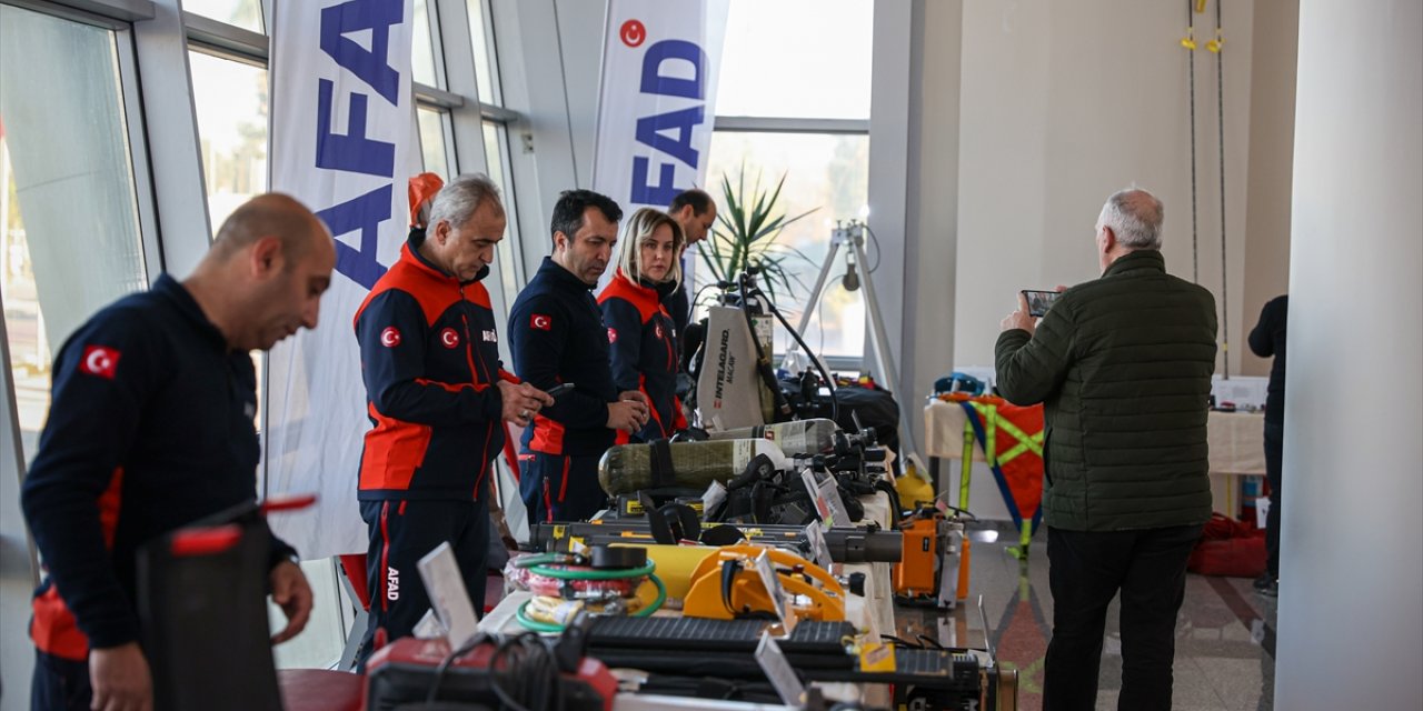 AFAD ekipmanlarının yerlileştirilmesi projesi İzmir'de tanıtıldı