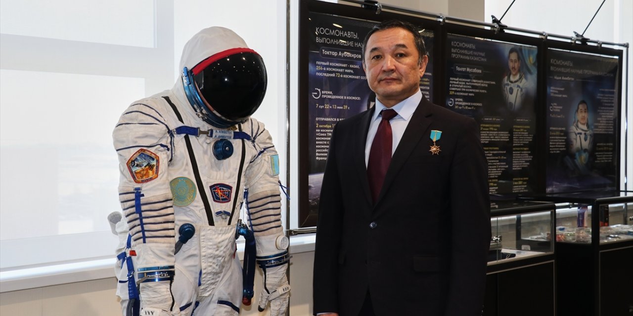 Kazak astronot Ayımbetov, ilk Türk astronot Gezeravcı'nın uzay yolculuğunu değerlendirdi: