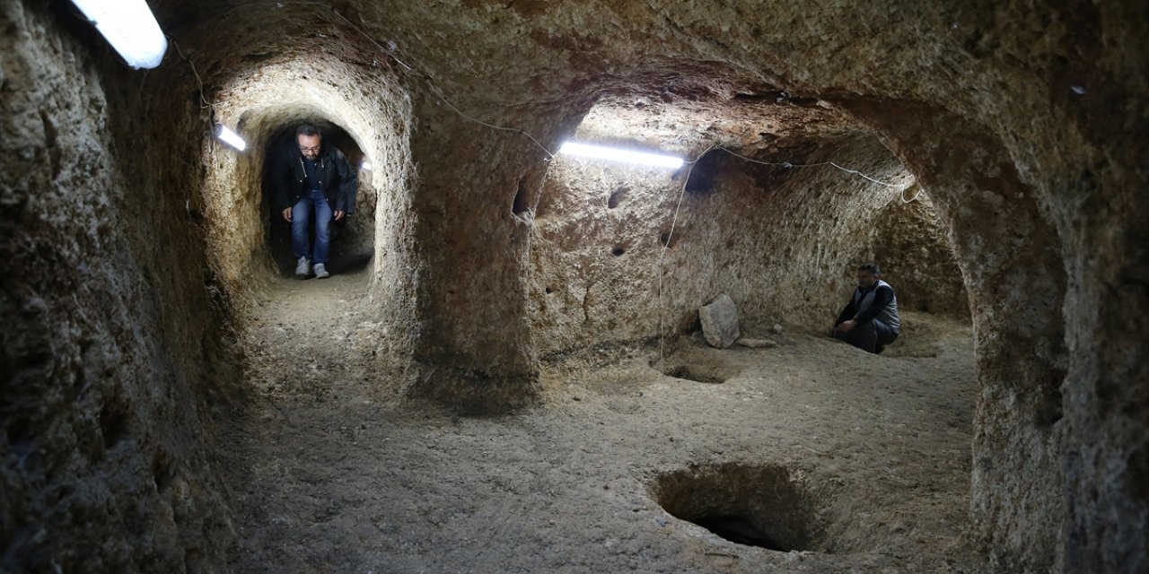 Sarayini'ne tünellerle bağlı yeni bir yer altı şehri keşfedildi