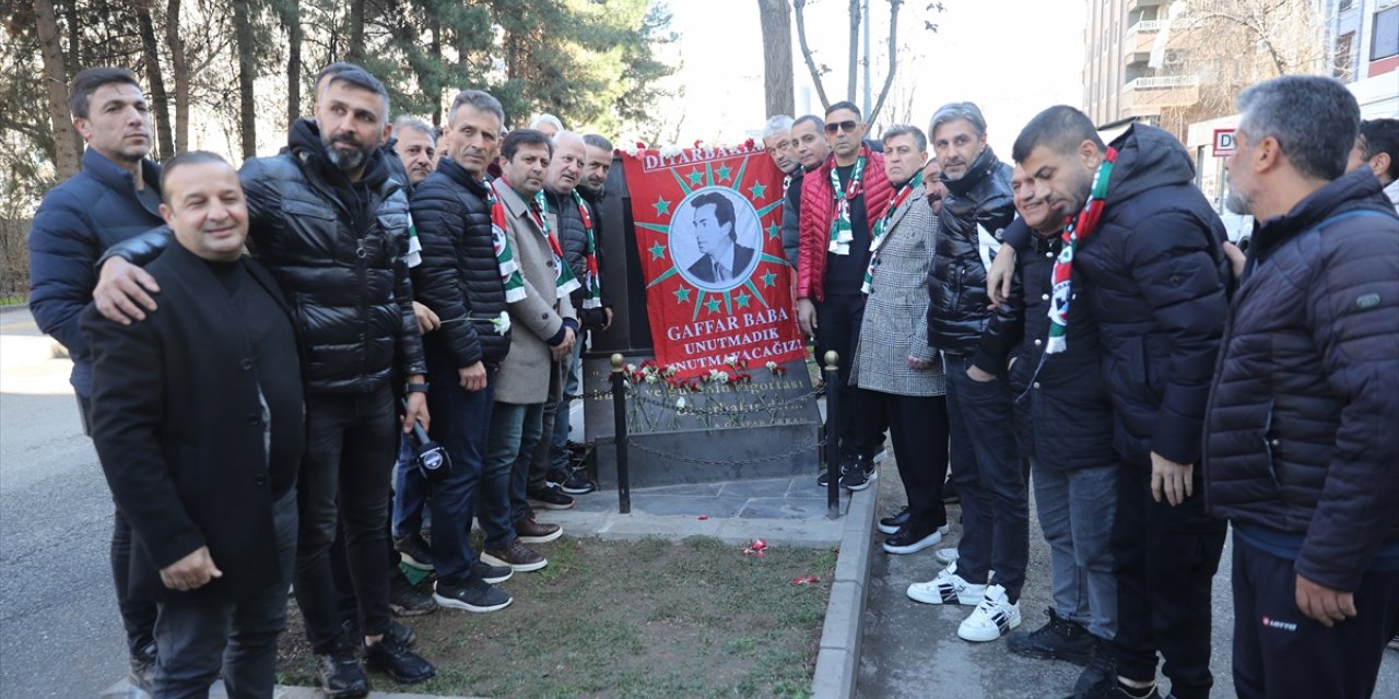 Diyarbakır'da şehit edilen Gaffar Okkan ve polis memurları anısına futbol maçı düzenlendi