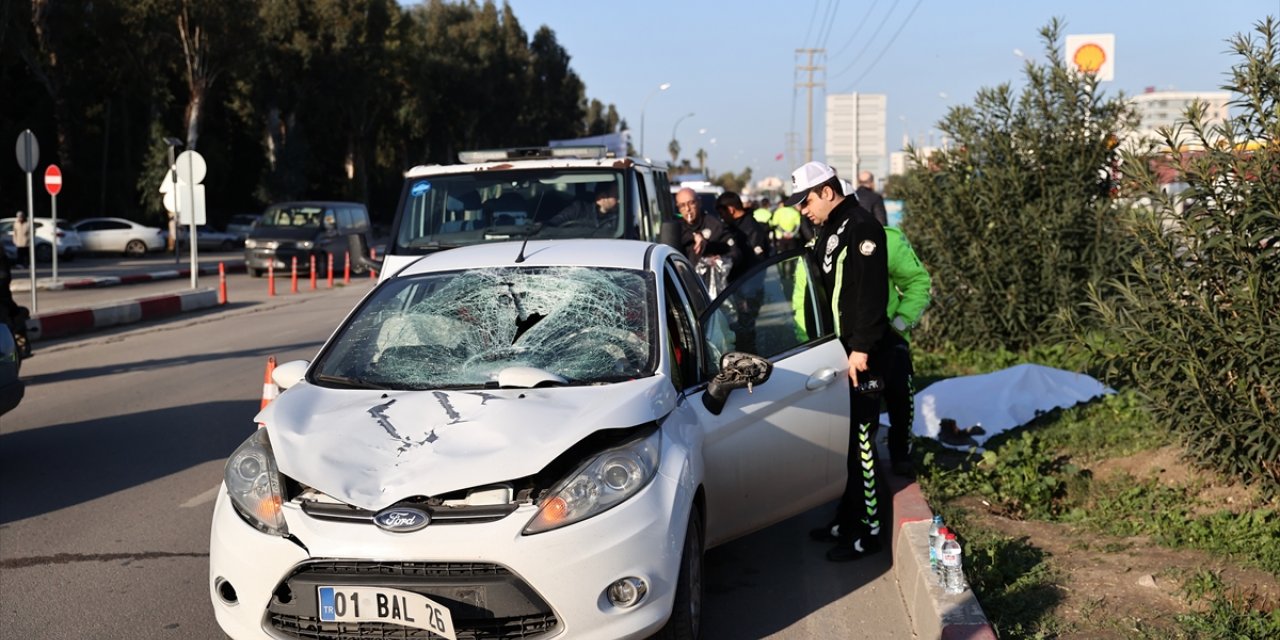 Adana'da otomobilin çarptığı yaya yaşamını yitirdi